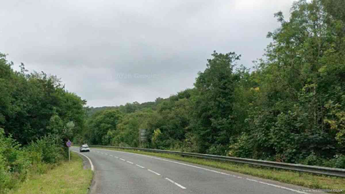 Man dies in crash in Pontardawe