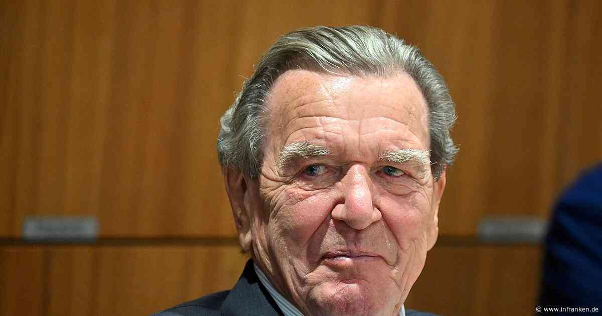 SPD Oberpfalz fordert Schröder-Rauswurf