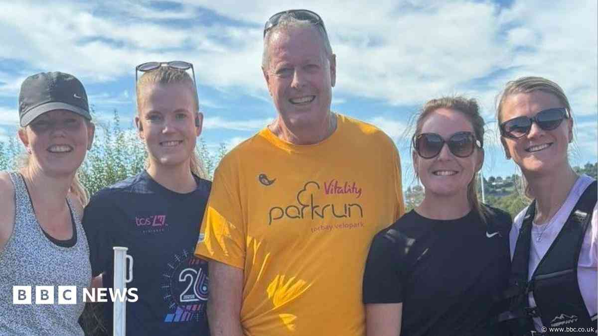 Cancer patient does 100th parkrun after transplant