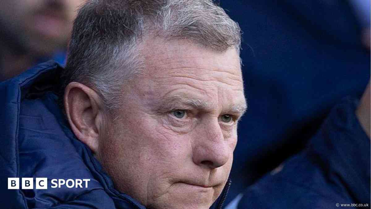 Robins' delight as his 10-man Stoke beat Bolton