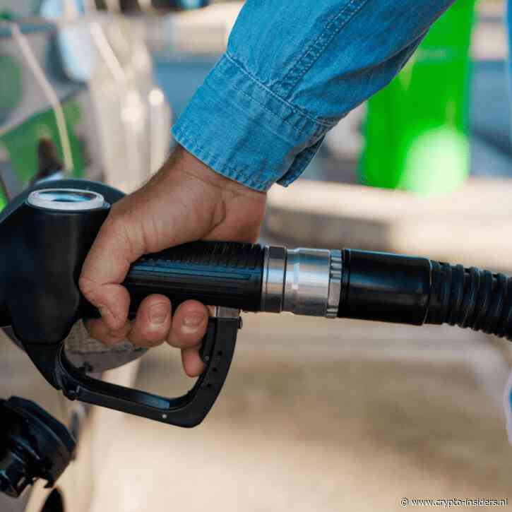 Nieuw benzineprijsrecord: tank van 50 liter kost nu €136