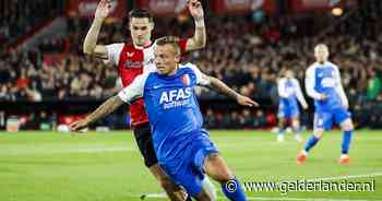 LIVE eredivisie | Cruciale VAR-ingreep: penalty AZ na lange check teruggedraaid in topper tegen Feyenoord