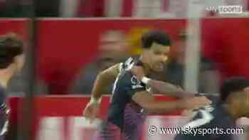 Solanke scores late equaliser for 10-man Spurs!