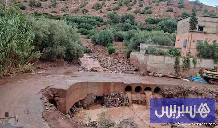 فيضانات الشعاب تقطع طرقا بالحوز