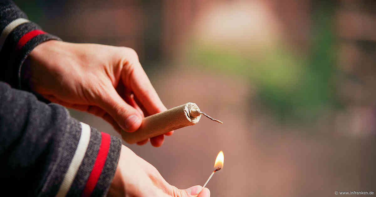 Hamburg: Jugendlicher (13) verliert Teile der Hand bei Böller-Explosion