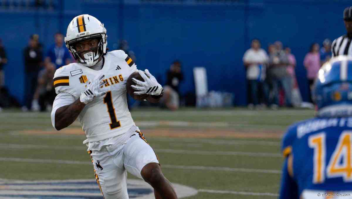 Behind the Numbers: Pokes 'Let it Rip' On Fourth Down