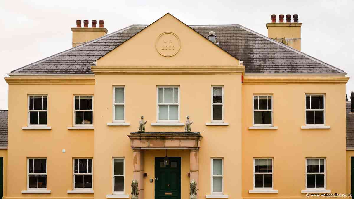 I stayed in a Traitors-style mansion in Wales that’s perfect for a murder mystery night