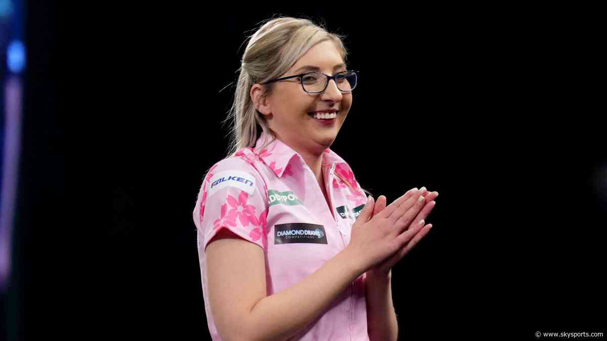 Sherrock, Hayter qualify for Worlds as Greaves sweeps up on Women's Series