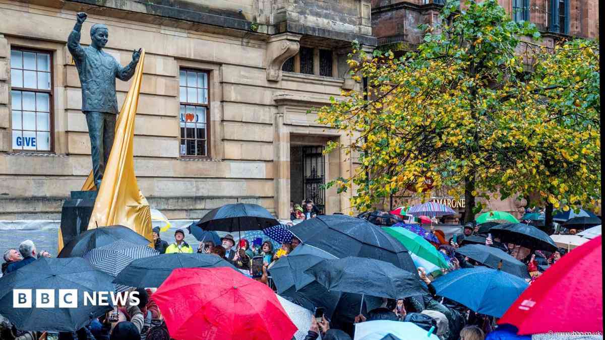 New statue unveiled as Glasgow celebrates links to Nelson Mandela