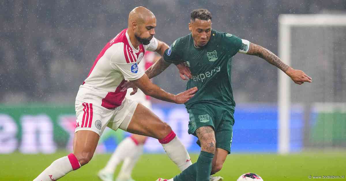 LIVE eredivisie | Ajax koerst af op nieuw puntenverlies, debutant Adingra en toptalent Ouazane krijgen halfuur speeltijd