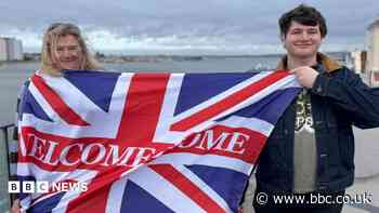 Emotional homecoming for HMS Dragon