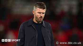 Boos, anguish & fading belief -'worrying day' for under-pressure Carrick