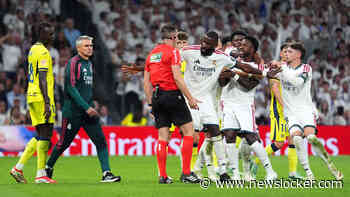 Vinícius Júnior krijgt rood na aan haren trekken van Villarreal-speler, Real Madrid wint wel