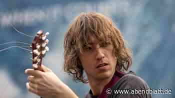 Er war mit seiner Band in Hamburg: Dieser Songwriter ist das Wunderkind des Pop