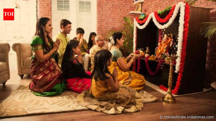 Five simple ways to decorate your home temple for Navratri without spending much