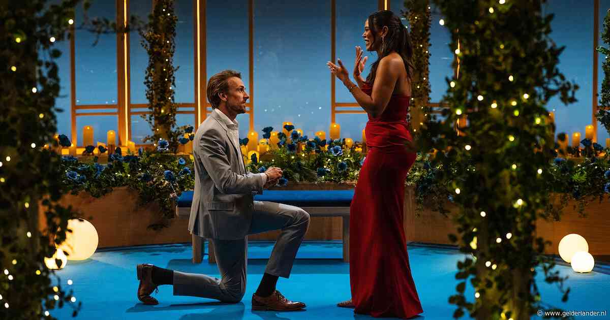 Love is blind triggert de ‘liefdesexpert’ in ons: ‘Kijkers thuis zien alles en kunnen denken: Doe. Het. Niet!’