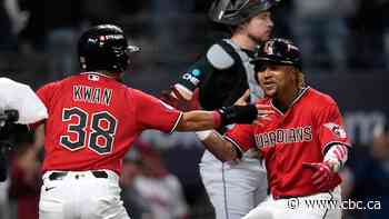 Williams, Ramirez lead Guardians past White Sox in Game 5 to cap ALDS comeback