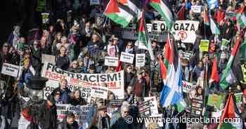 Thousands take part in pro-Palestine march through Edinburgh