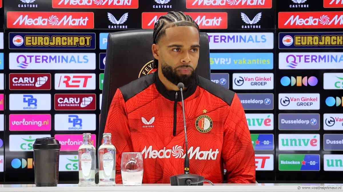Meerdink twijfelde zelf ook over penaltymoment AZ: 'Hij was aan het lachen'