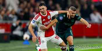 Tadic verdedigt zich tegenover NEC-spelers: 'Hij moet nu op de blaren zitten'
