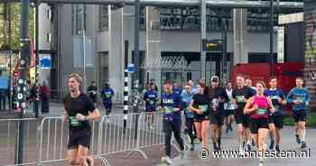 LIVE Marathon Eindhoven | Start hele marathon 5 minuten vertraagd, eerste lopers kwart marathon komen binnen