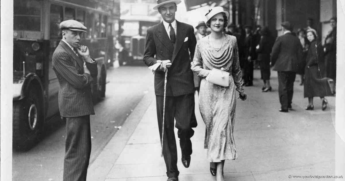 Unseen photographs of lost London reveal bygone scenes of 1930s life in the capital