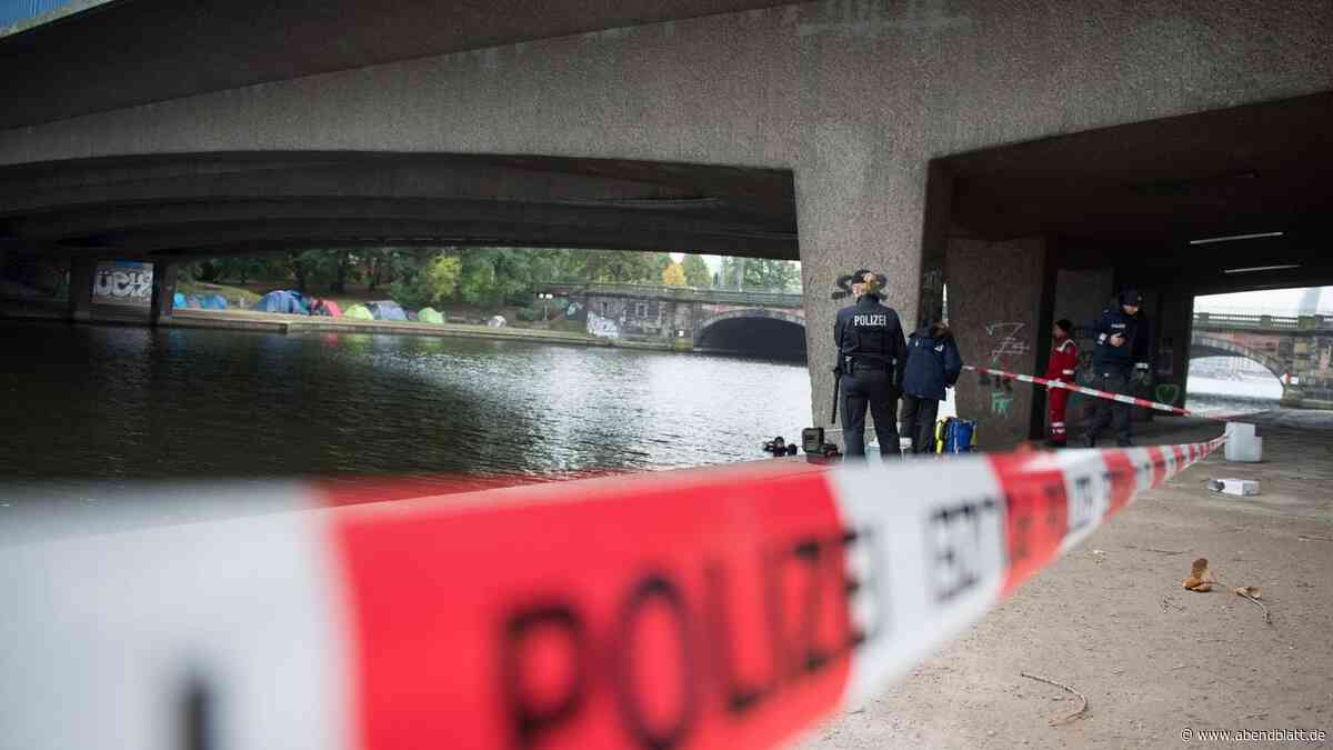 Ermittlungen nach Mord an der Alster: Täter auch zehn Jahre später noch unbekannt