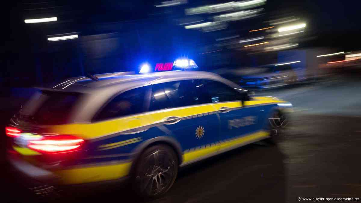 Blutüberströmter Mann stoppt Autofahrerin nach Messerattacke