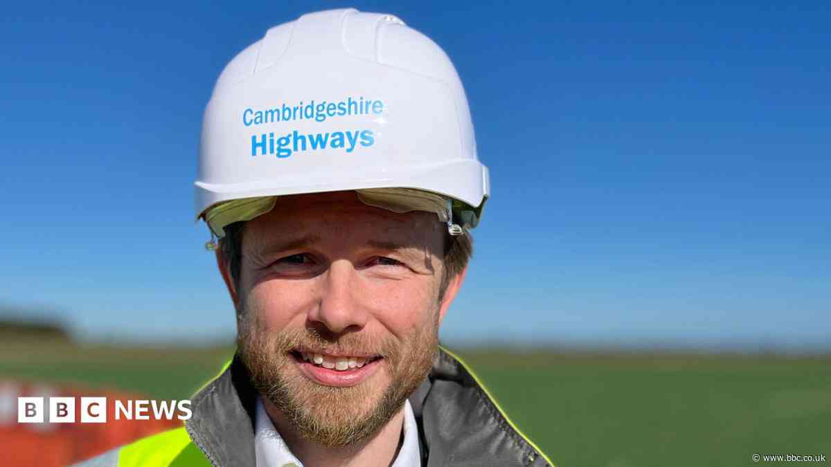 Seven ways to repair peat-soil roads being tried