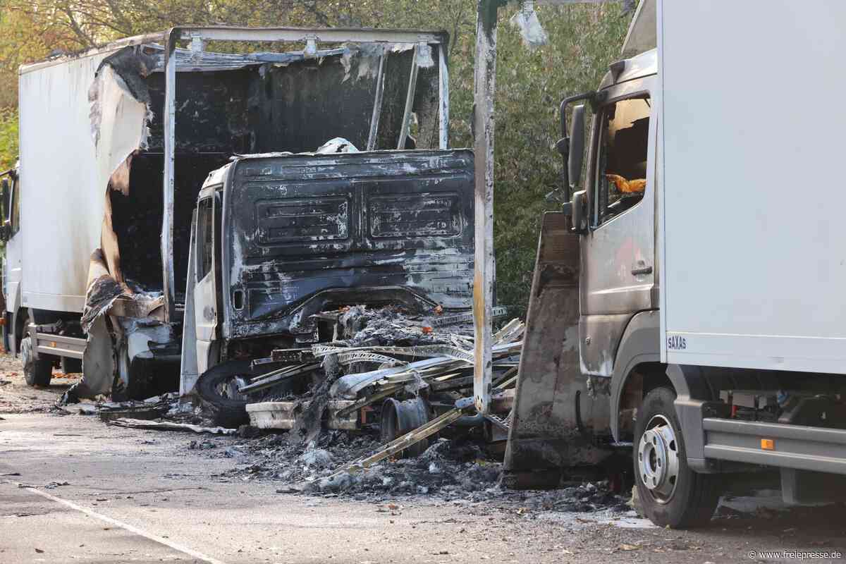 Erneut Brandstiftung in Burgstädt: Drei Lkw ausgebrannt