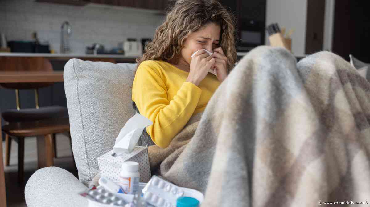 'American Covid' symptoms as hospital admissions soar - pharmacist shares 12 signs