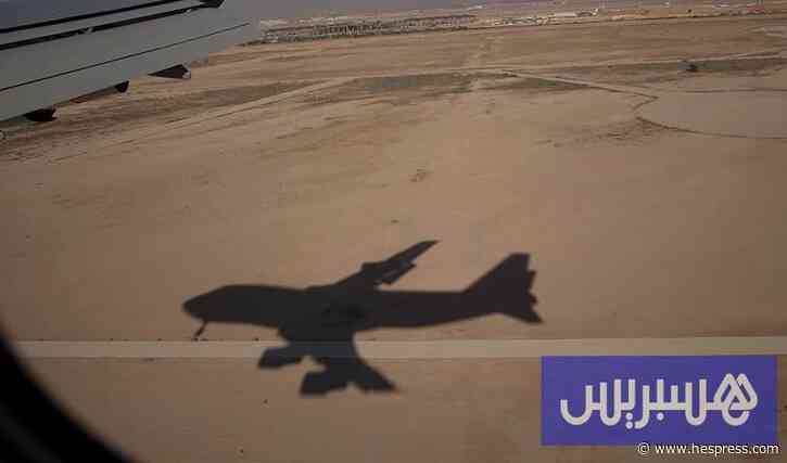 "الحوثيون" يحذرون الطيران والمسافرين