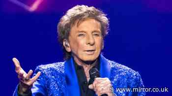 Fears for Barry Manilow, 83, as health diagnosis revealed after he walked off stage