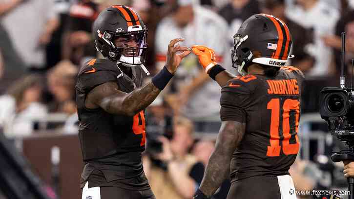 Browns players hit with fines for pretending to smoke after scoring a touchdown