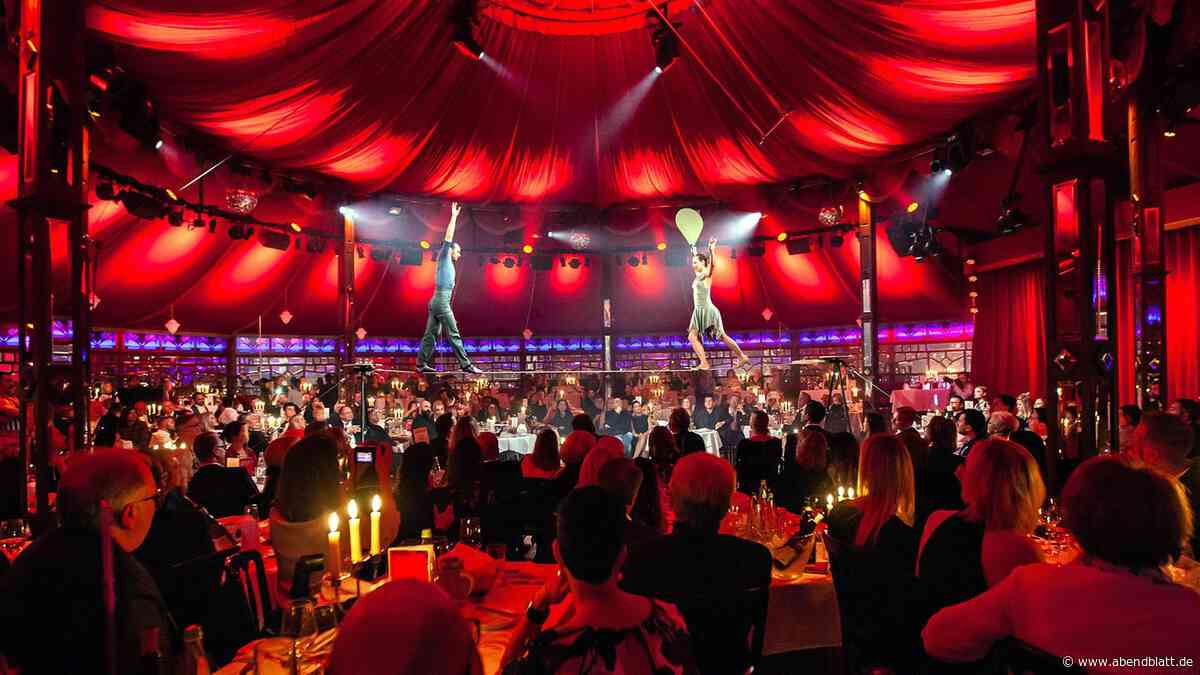 Palazzo-Show von Cornelia Poletto: Neuer Standort, neues Menü, neue Kulisse
