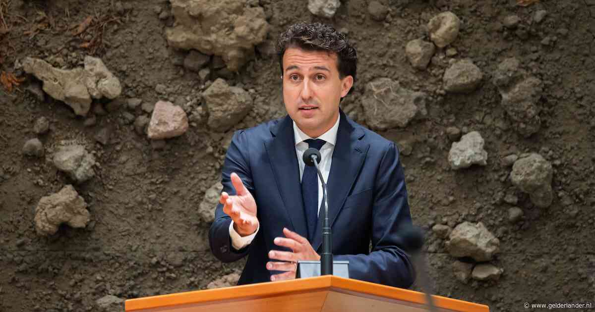 Iedere andere partijleider zou allang zijn weggestuurd of opgestapt, maar Jesse Klaver is een politiek overlever