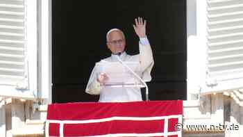 Verkündung bei Sonntagsgebet: "Knoten in der Lunge": Papst Leo muss operiert werden