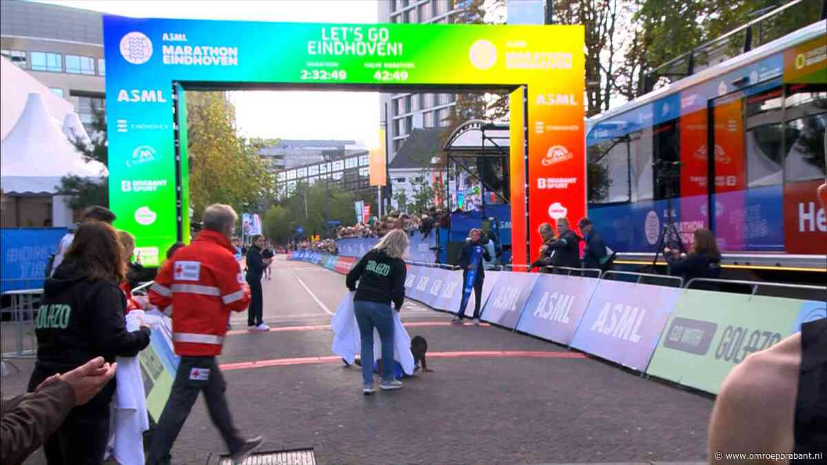 Winnares marathon Eindhoven stort in na finish