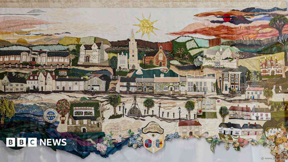 'Can't see the Bayeux Tapestry? Here's our Mapestry'
