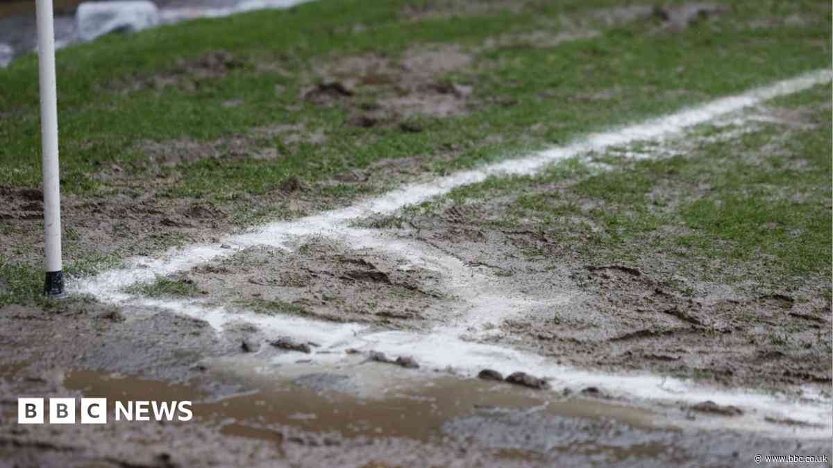 Football match abandoned over alleged homophobic abuse