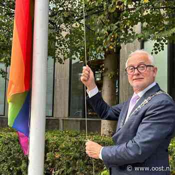 Burgemeester Haaksbergen over zijn coming-out en angst om gezin kwijt te raken