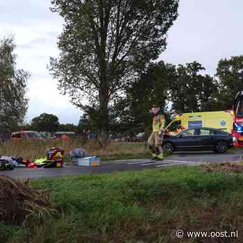 Twee gewonden bij ernstig ongeval tussen twee auto's bij Markelo