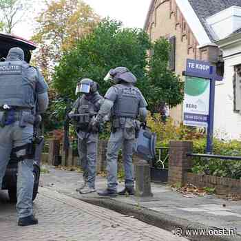 Als man met jerrycans thuiskomt, slaat de buurt alarm