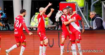 Cathline steelt show in Galgenwaard en loodst FC Utrecht met heerlijke goals langs Willem II