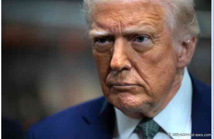 Trump condena el ataque hutí contra el aeropuerto de Riad y evalúa sumarse a la ofensiva saudí