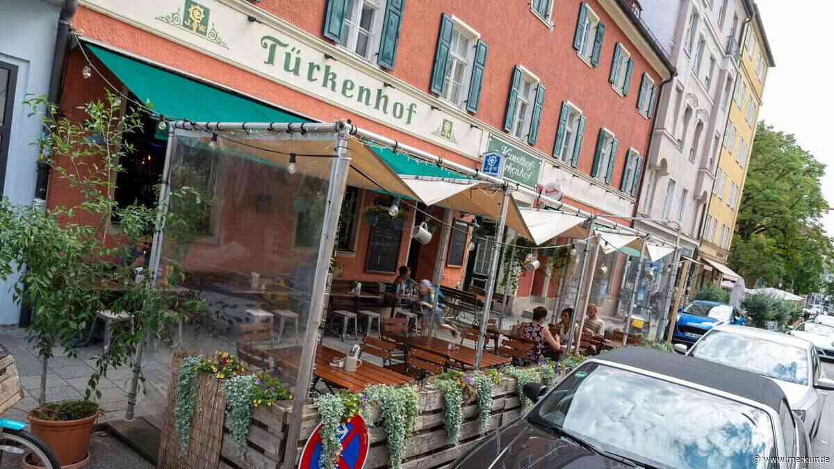 „Kommt Anwohnern zugute“: Warum Handwerker in München jetzt in Schanigärten parken sollen