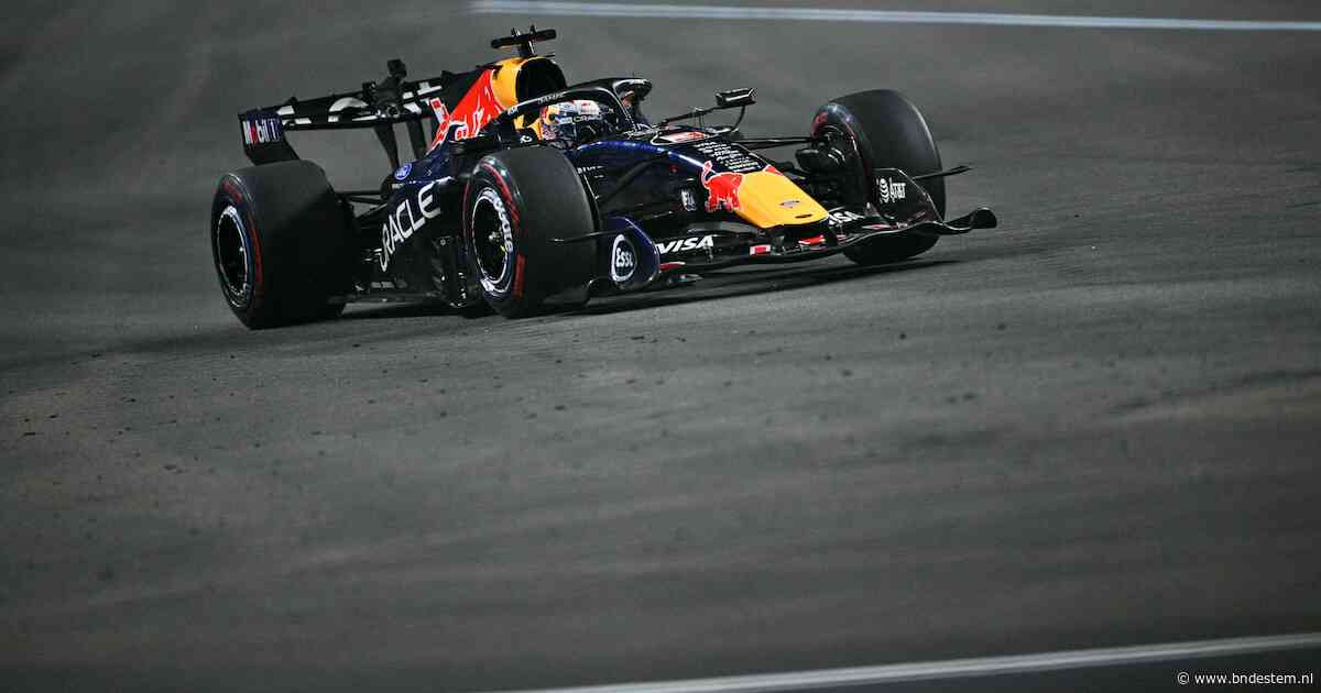 LIVE Formule 1 | Max Verstappen behoudt ondanks pitstop comfortabel de leiding in Singapore