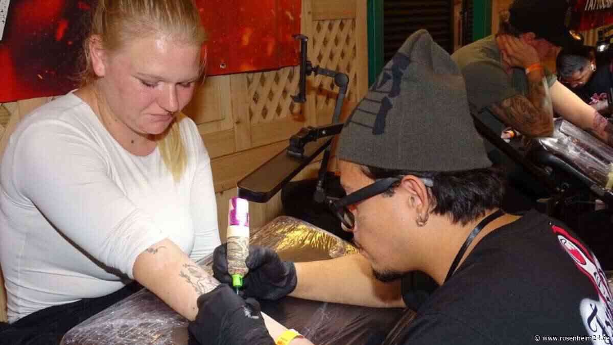 „Tattoo Days“ in Rosenheim: Vom hässlichsten Motiv bis zur Miss-Wahl