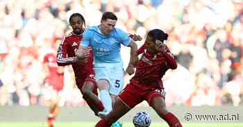 Liverpool met steun publiek op zoek naar goal in beladen topper, fans geven ‘valsspelend’ City warm onthaal
