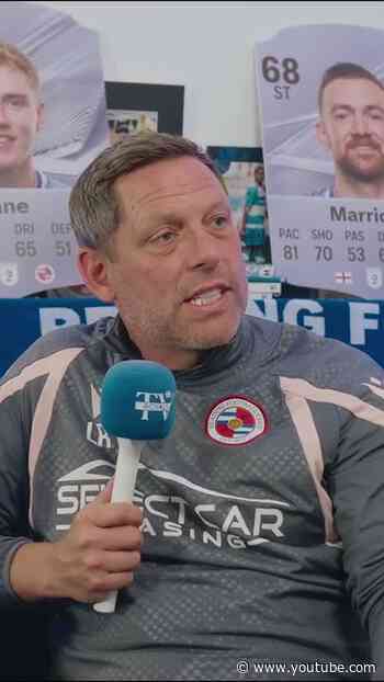 Leam on his first Manager of the Month award! 🥇 #readingfc  #football #efl